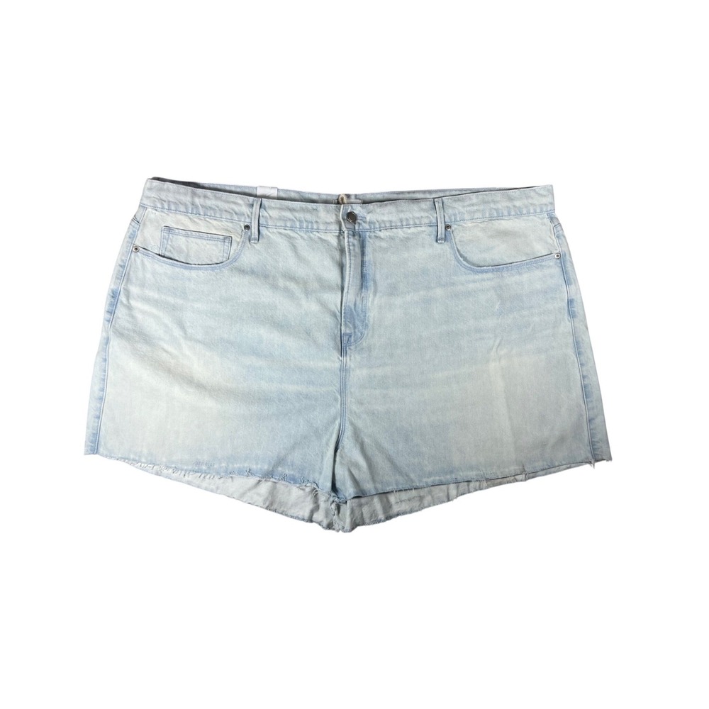 Good American Women's Size 22 Light Wash Denim Raw Hem Shorts GNISS206T1388